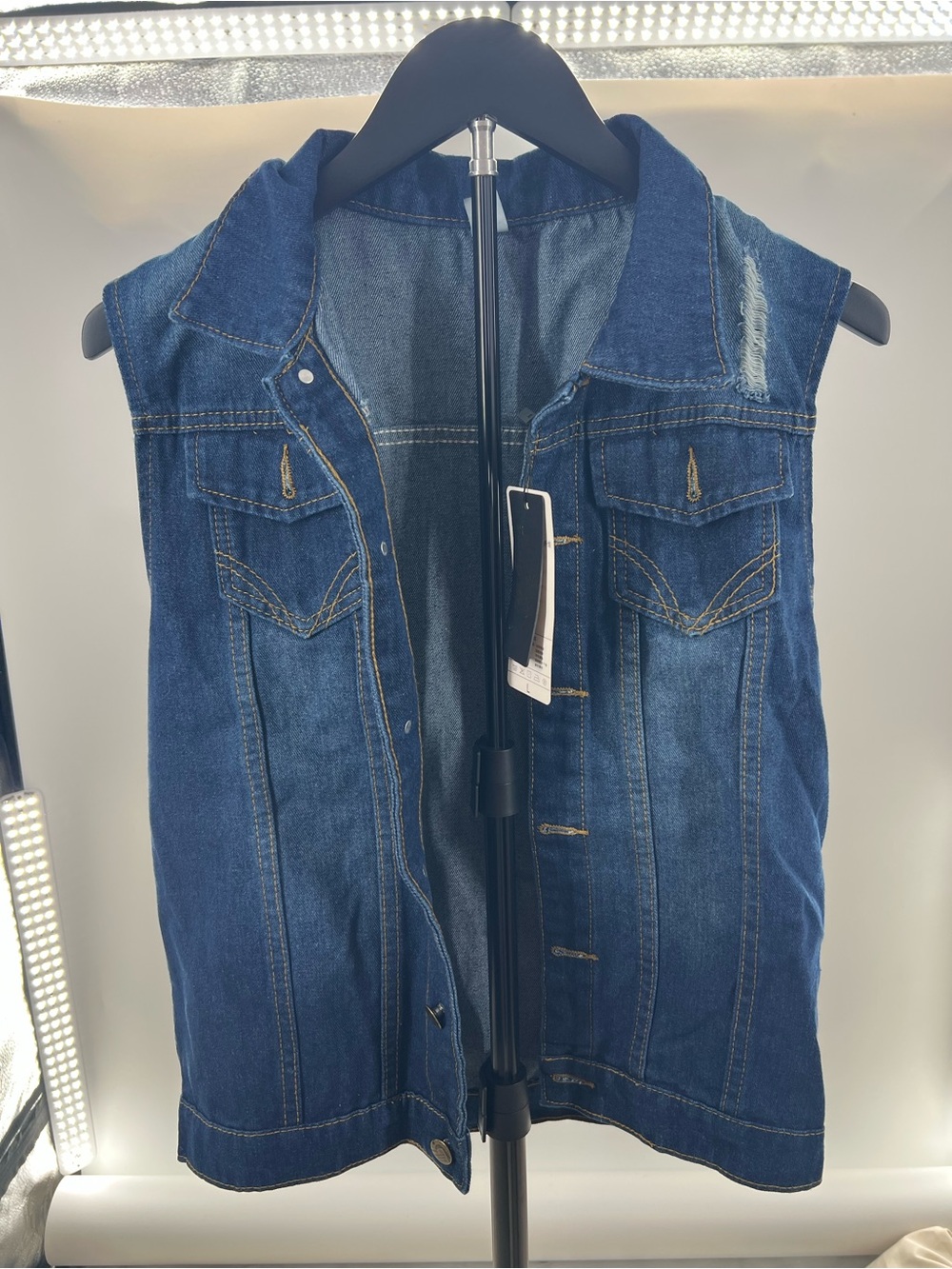 FANG Denim Sleeveless Vest in Dark Blue